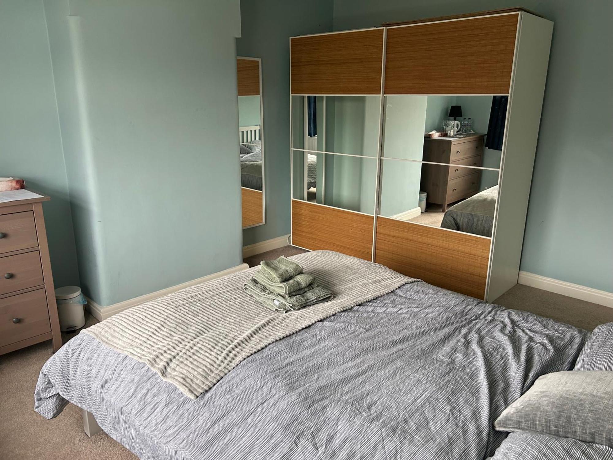 Quiet Double Bedroom With Garden View, Breakfast Hazel Grove Exterior photo