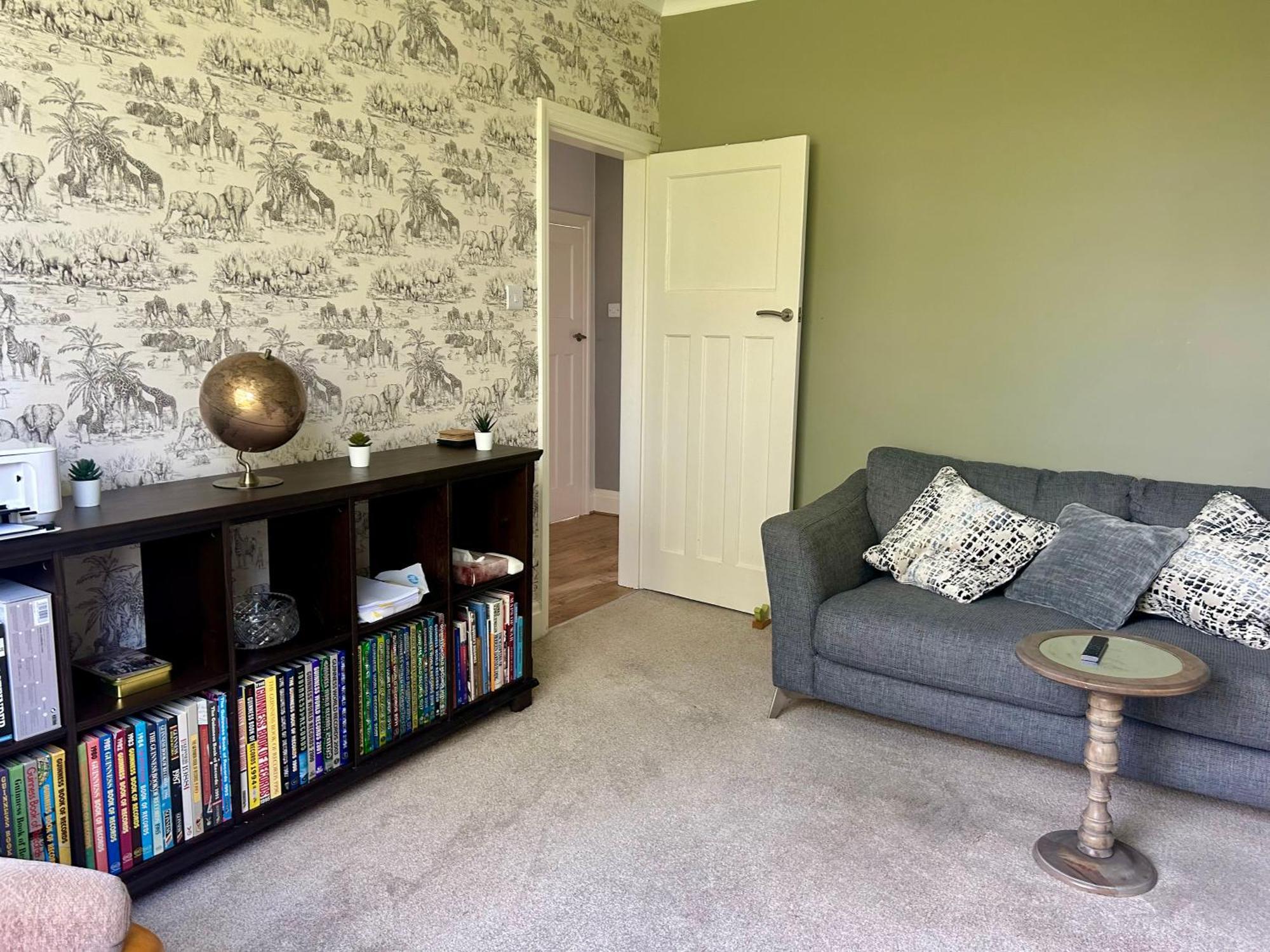 Quiet Double Bedroom With Garden View, Breakfast Hazel Grove Exterior photo